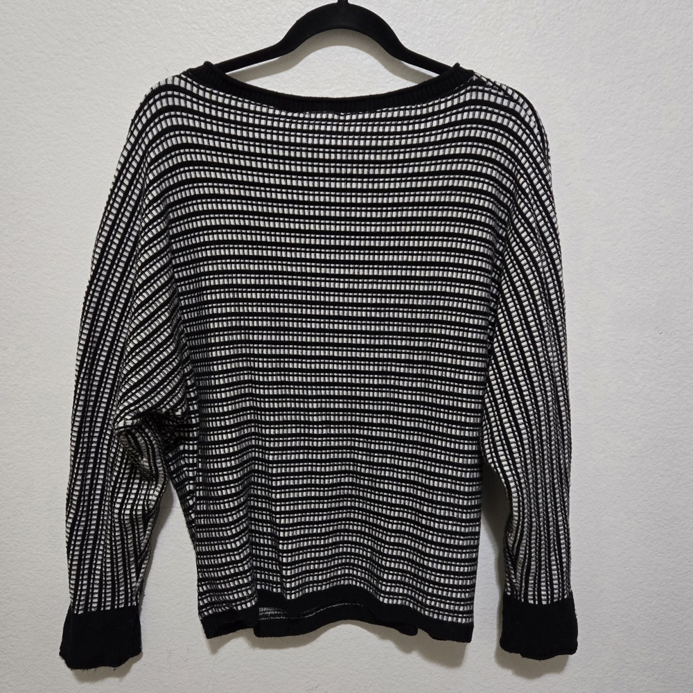 Cyrus Black & White Checkered Sweater Dolman Sleeves Size Large - Picture 4 of 9